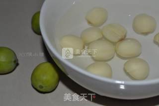 耗油烩鲜莲草菇的做法步骤：3