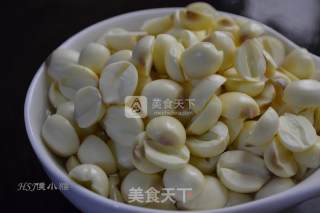 耗油烩鲜莲草菇的做法步骤：4