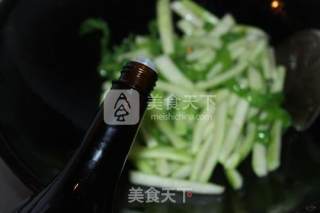 辣椒炒西瓜皮的做法步骤：7