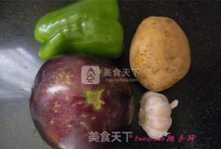 地三鲜的做法步骤：1
