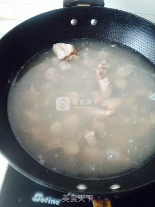 牛肉面的做法步骤：1