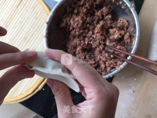 牛肉圆葱蒸饺的做法步骤：22