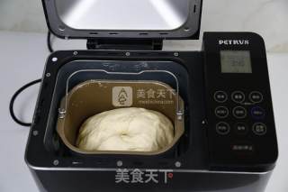 肉松挤挤餐包的做法步骤：2