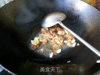 秋葵腊肠炒肉的做法步骤：6