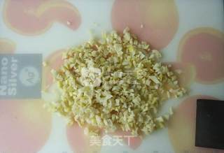 笋丁卤肉包子的做法步骤：3