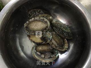 简单方法蒜蓉鲍鱼的做法步骤：1
