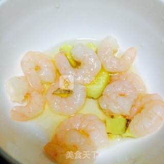 虾仁蒸蛋的做法步骤：2