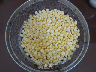 奶香玉米汁的做法步骤：2