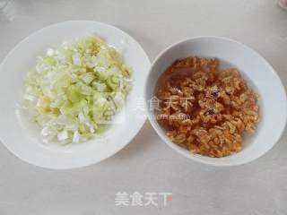 马齿苋菜干包子的做法步骤：7