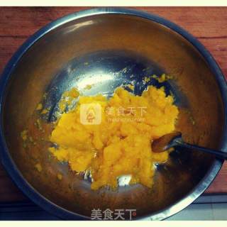 一只cos成南瓜的馒头的做法步骤：1
