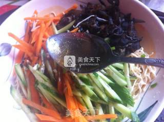 拌酸辣干丝的做法步骤：12
