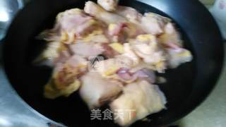 扁尖草鸡汤的做法步骤：2