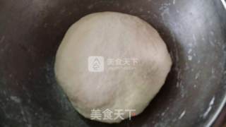 葱油大饼的做法步骤：1