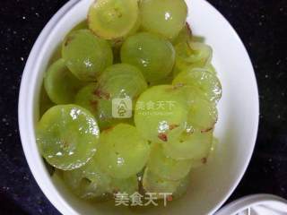 提子果酱的做法步骤：2