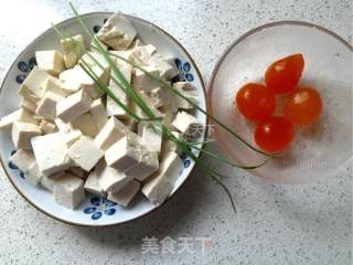 咸蛋黄豆腐的做法步骤：1