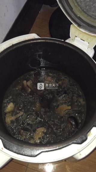 黑豆菌菇
乌鸡汤的做法步骤：2