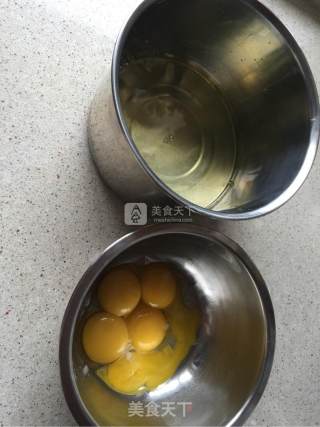 【超软烫面大戚风】的做法步骤：2
