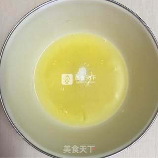 八寸戚风的做法步骤：2