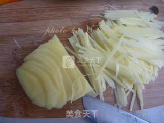 凉拌土豆丝的做法步骤：2