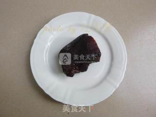 腊肉莲藕片的做法步骤：1