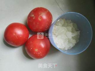 冰糖西红柿的做法步骤：1