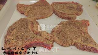 香酥猪排配玉米沙拉的做法步骤：5