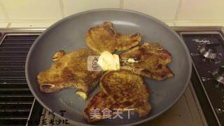香酥猪排配玉米沙拉的做法步骤：8