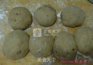 红糖桂圆核桃面包的做法步骤：7