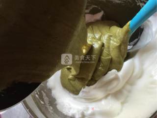 抹茶烫面戚风的做法步骤：15
