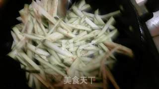 家常炒茄子丝的做法步骤：5