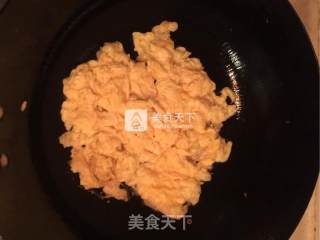 第一次做就成功的韭菜盒子的做法步骤：3