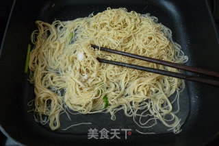 核桃素炒面的做法步骤：4