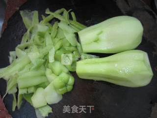 佛手瓜炒五花肉的做法步骤：2