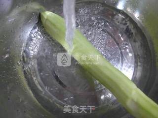 猪肚菇煮夜开花的做法步骤：3
