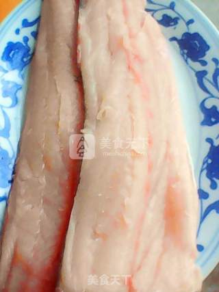 鱼生的做法步骤：2