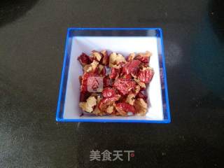 小米红枣粥的做法步骤：2