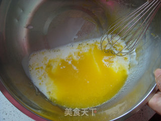 蔓越莓戚风蛋糕的做法步骤：5