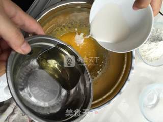 戚风蛋糕的做法步骤：7