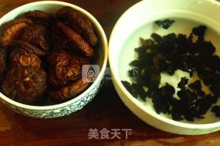 蔬三鲜爆炒鸭胸的做法步骤：5