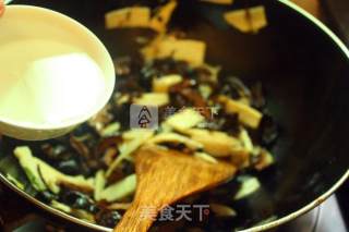 蔬三鲜爆炒鸭胸的做法步骤：21