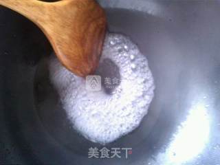 挂霜花生的做法步骤：3