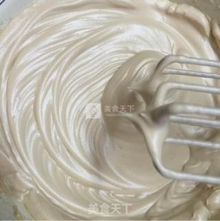 红糖红枣戚风的做法步骤：6