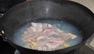 脆嫩爽口爆炒腰花的做法步骤：2