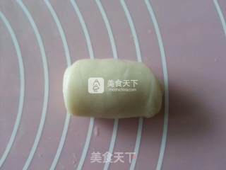 蛋黄酥的做法步骤：11