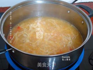金针菇西红柿面的做法步骤：4