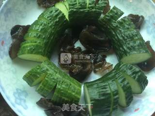 蓑衣黄瓜的做法步骤：4
