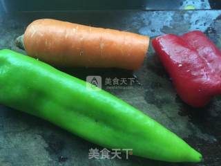 彩椒鸡柳的做法步骤：1