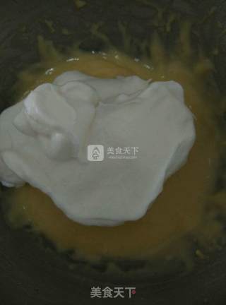 戚风蛋糕的做法步骤：9