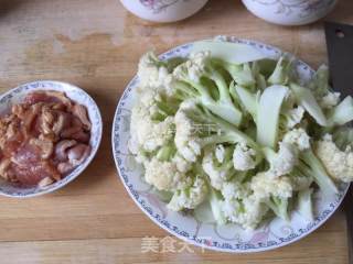 干炒有机菜花的做法步骤：2