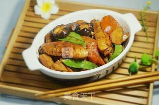 牛蒡莲藕烧鸡翅的做法步骤：12